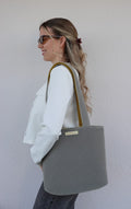 GERLINA Handtasche Medium – Senfgelb/Grau (Unikat)
